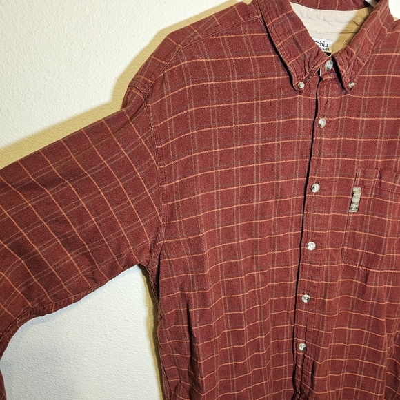 Red Columbia button up shirt flannel - Picture 8 of 14